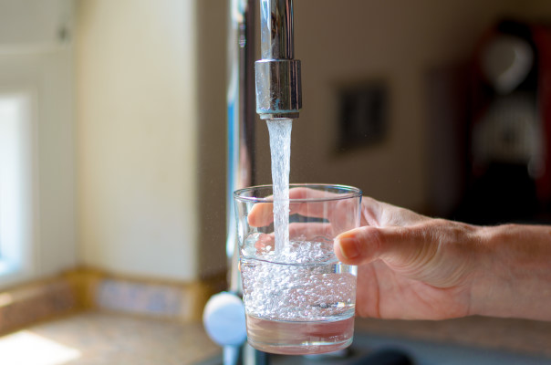 Adoucisseur d’eau pas cher : comment choisir ?